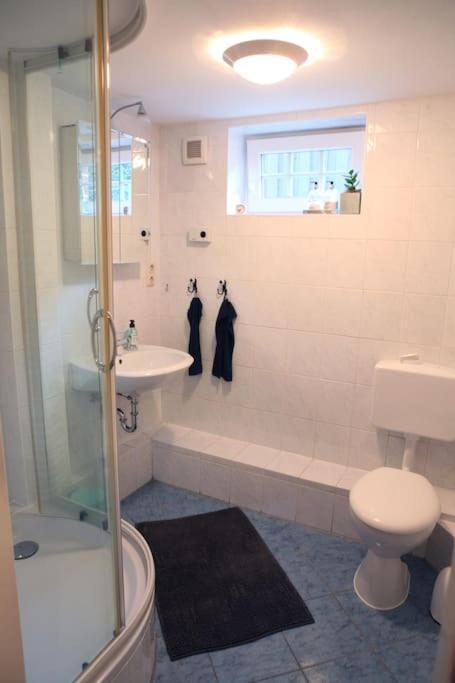 Schoene Wohnung Fuer Einen Kurzurlaub In Lueneburg Bagian luar foto